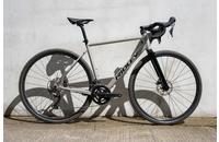 SBIKALRID081_image1_2048x