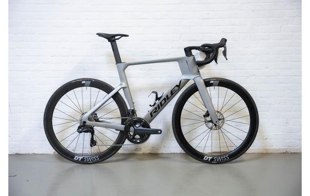 SBINH3RID016_image1_2048x