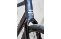 SBIKALRID087_image5_2048x