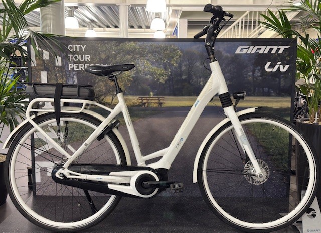 Giant Prime E+ ( Incl. nieuwe accu )