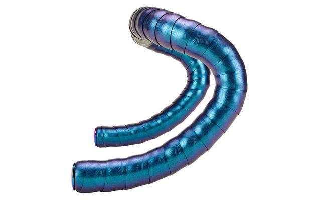 BT-142-supacaz-bling-oil-slick-oil-slick-plugs-800x800