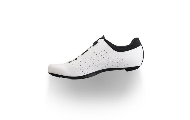 fizik-4-vento-omna-black-white-lightweight-durability-road-shoes_4