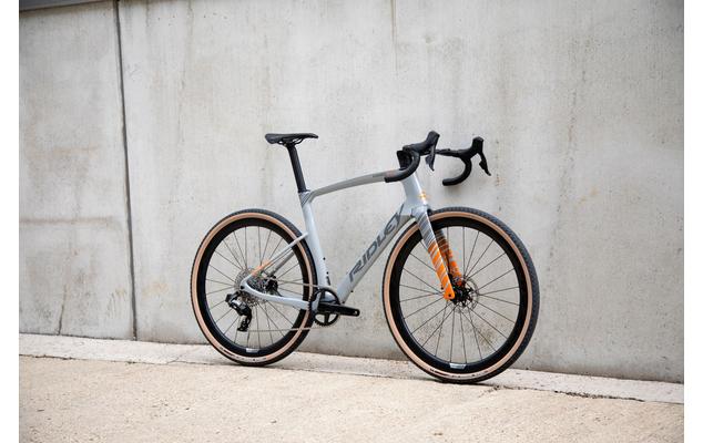 SBIKAFRID135_image1_2048x