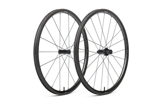 Scope_R3-Rim-Brake-Black-SKF-Shimano_2_HR