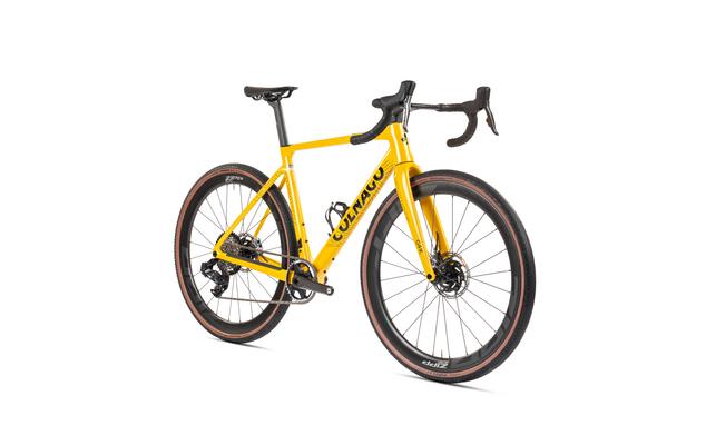 COLNAGO G4X-MTYL-giallo-fondo bianco (3)