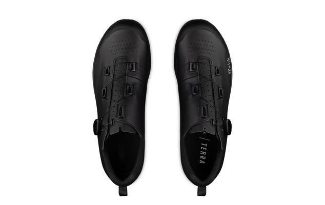 fizik-terra-atlas-2-gravel-confortable-black-shoes_2_12
