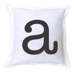 Kussen wit met zwarte letter
