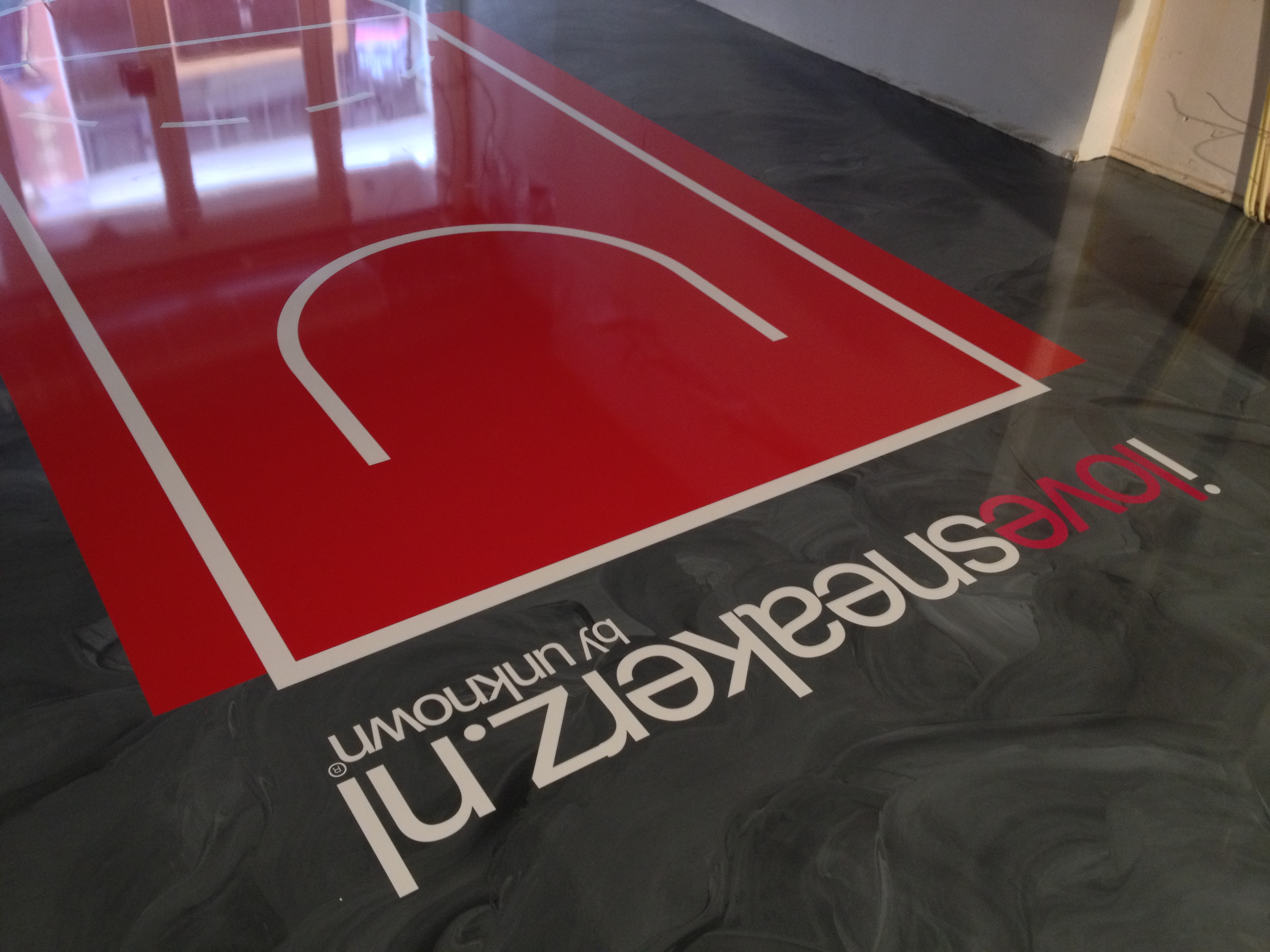 Vloerdecoratie vloersticker winkel reclame promotie