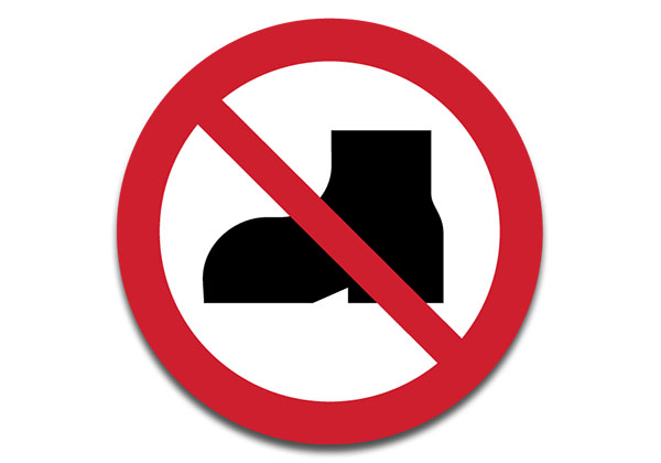 Waarschuwingsbord - Buitenschoenen verboden P060