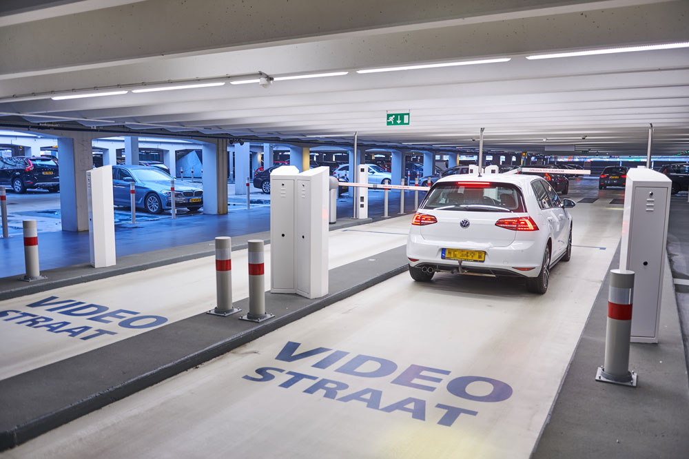 Schiphol P6 Valet Parking videostraat