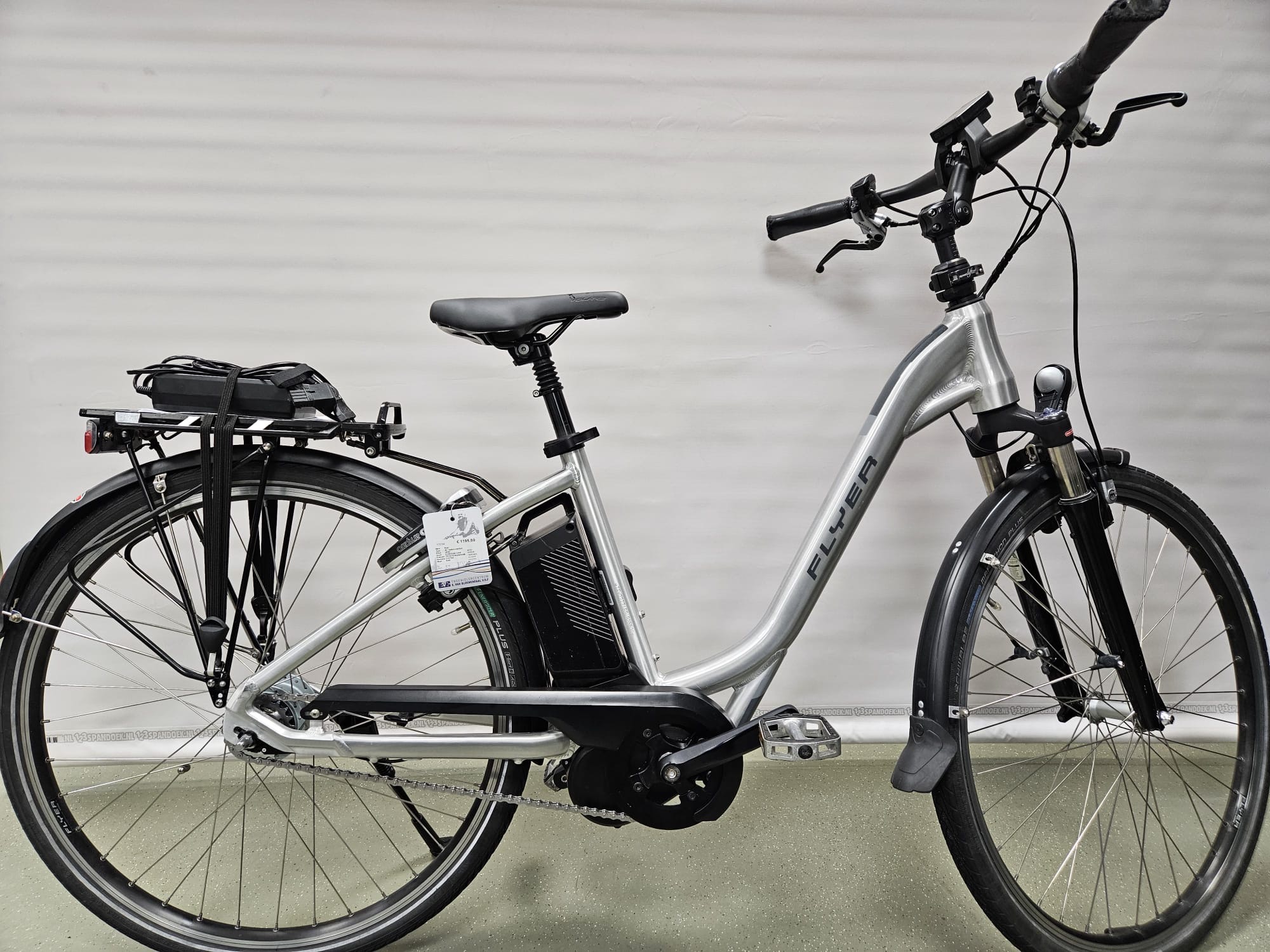 Flyer T8.1 S-45 zilver 13234