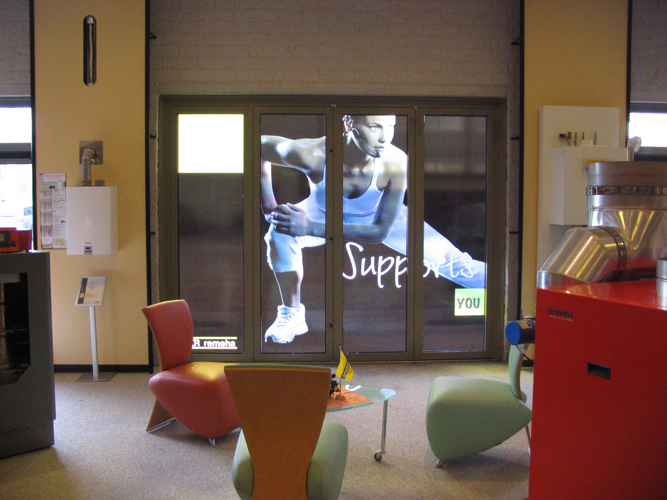 Raamstickers raamdecoratie sportschool