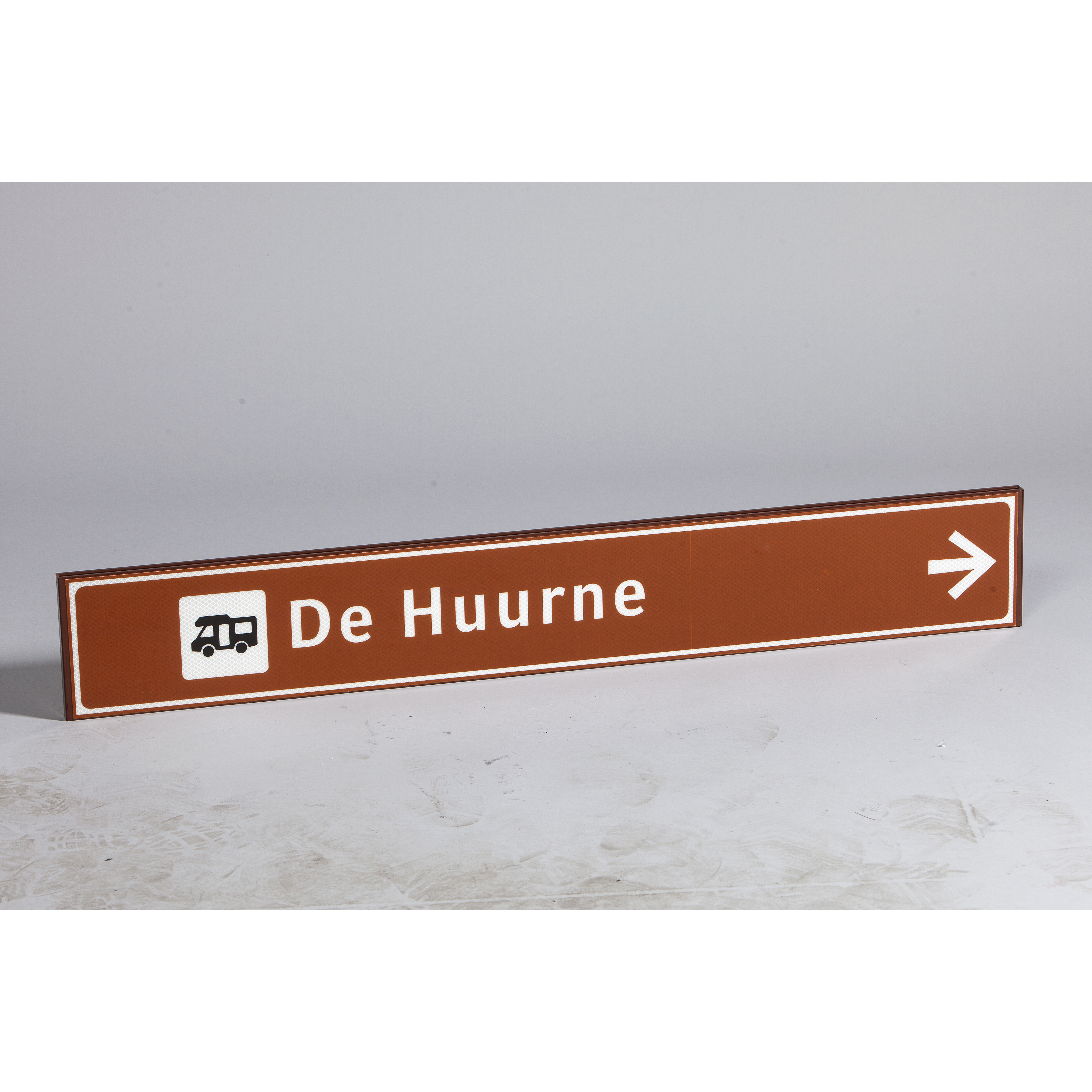 Straatnaamborden straatborden bruin