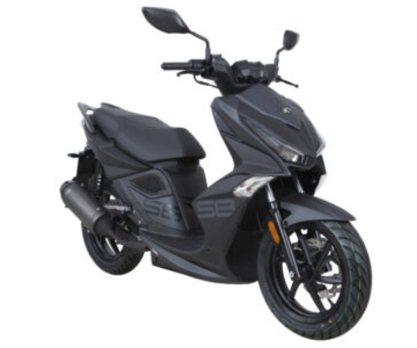 Super8R-2024matzwart.okt25