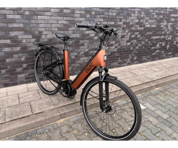 miratour756wh3195rechts.30dec25