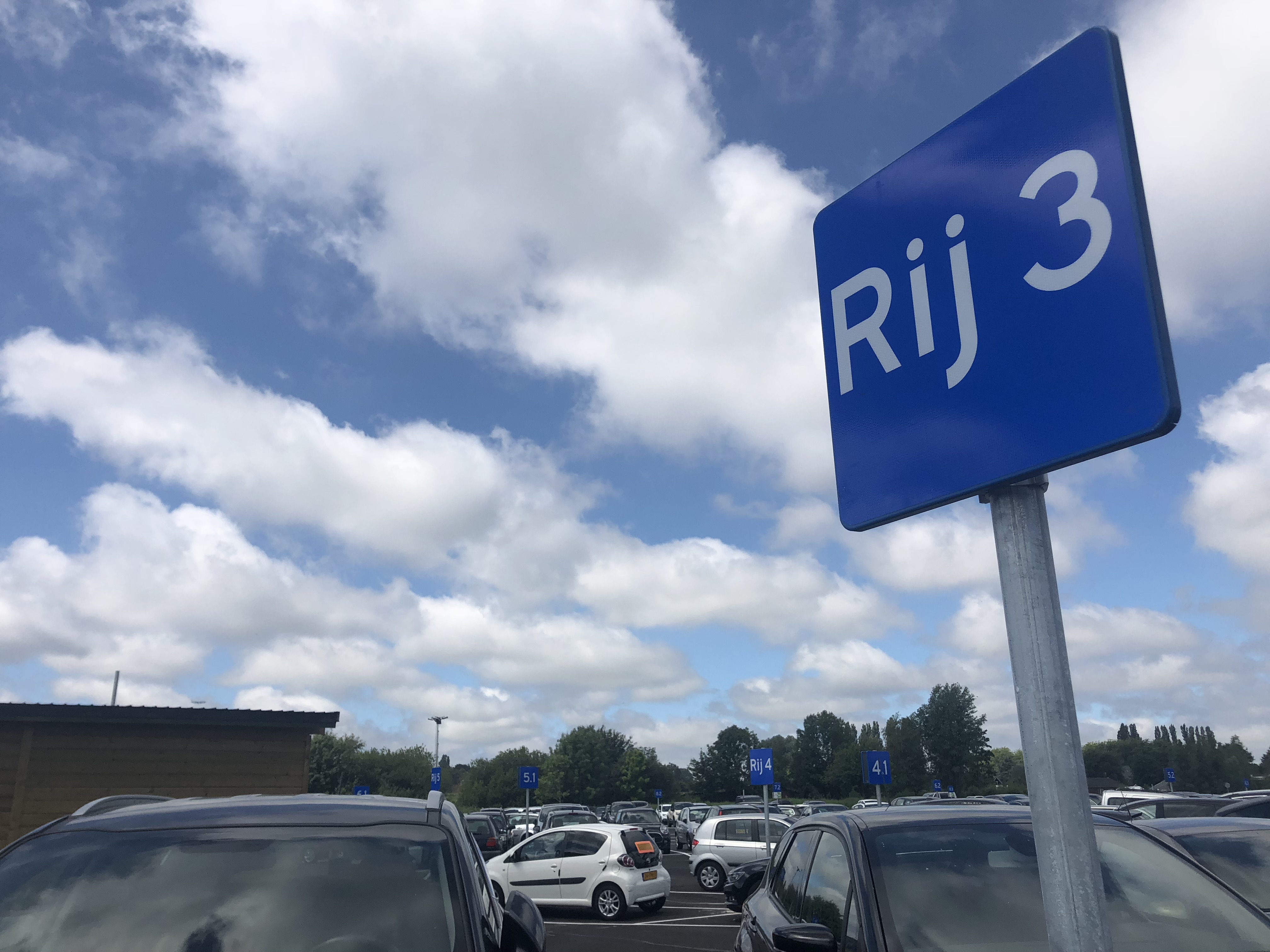 Green parking Schiphol Onoverdekt Parkeerterrein
