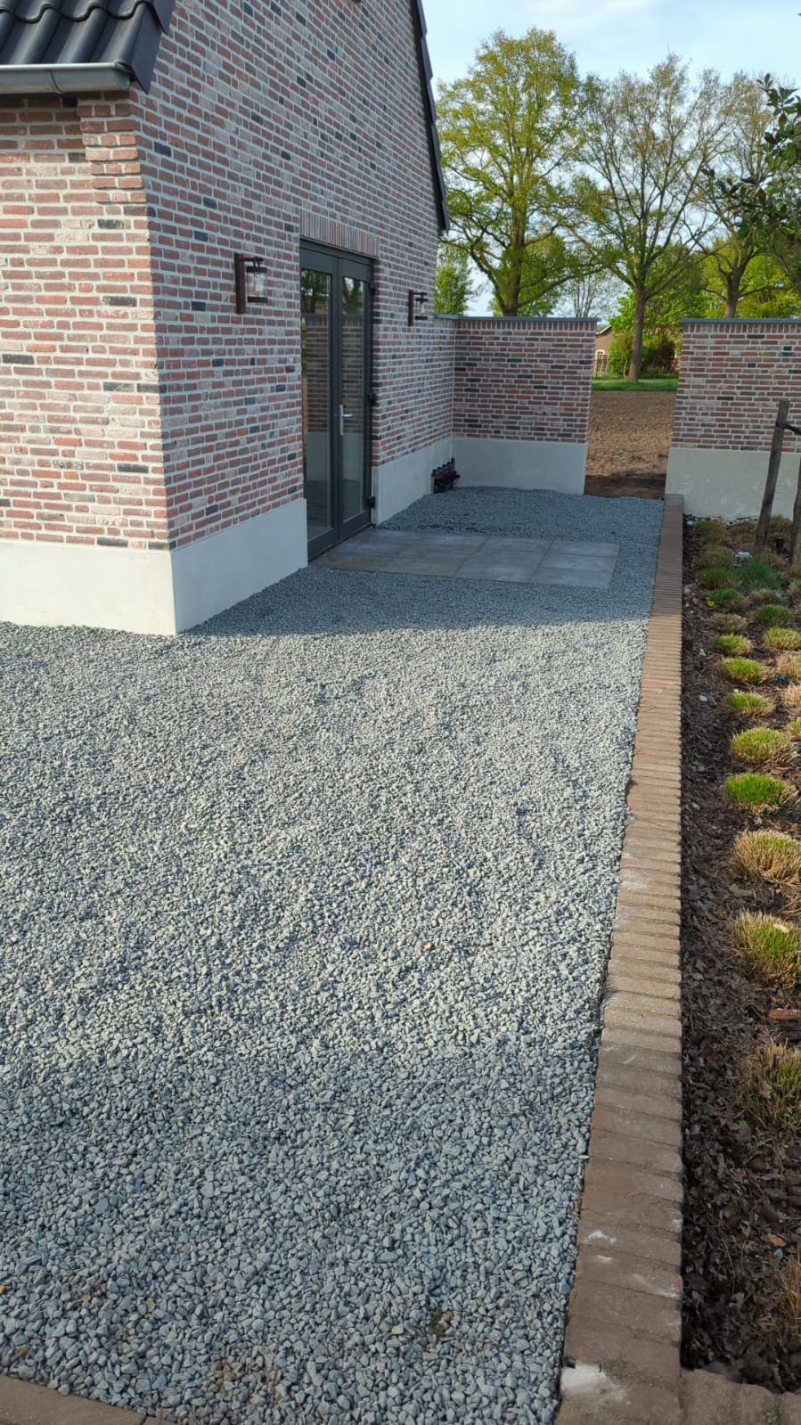 Vrijstaande garage Rijkevoort