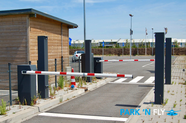 ParknFly Ingang Parkeerterrein