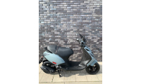 Zipmoonrechts€2395.21mrt23