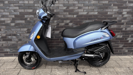 Nieuwe Sym Fiddle 2 (II) 50cc 4takt  Blue scooter 25 km en 45 km. p/u.