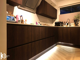 Johnny - bruine houtlook