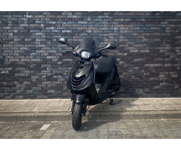 ZipZwartvoor€2995.19aprl25