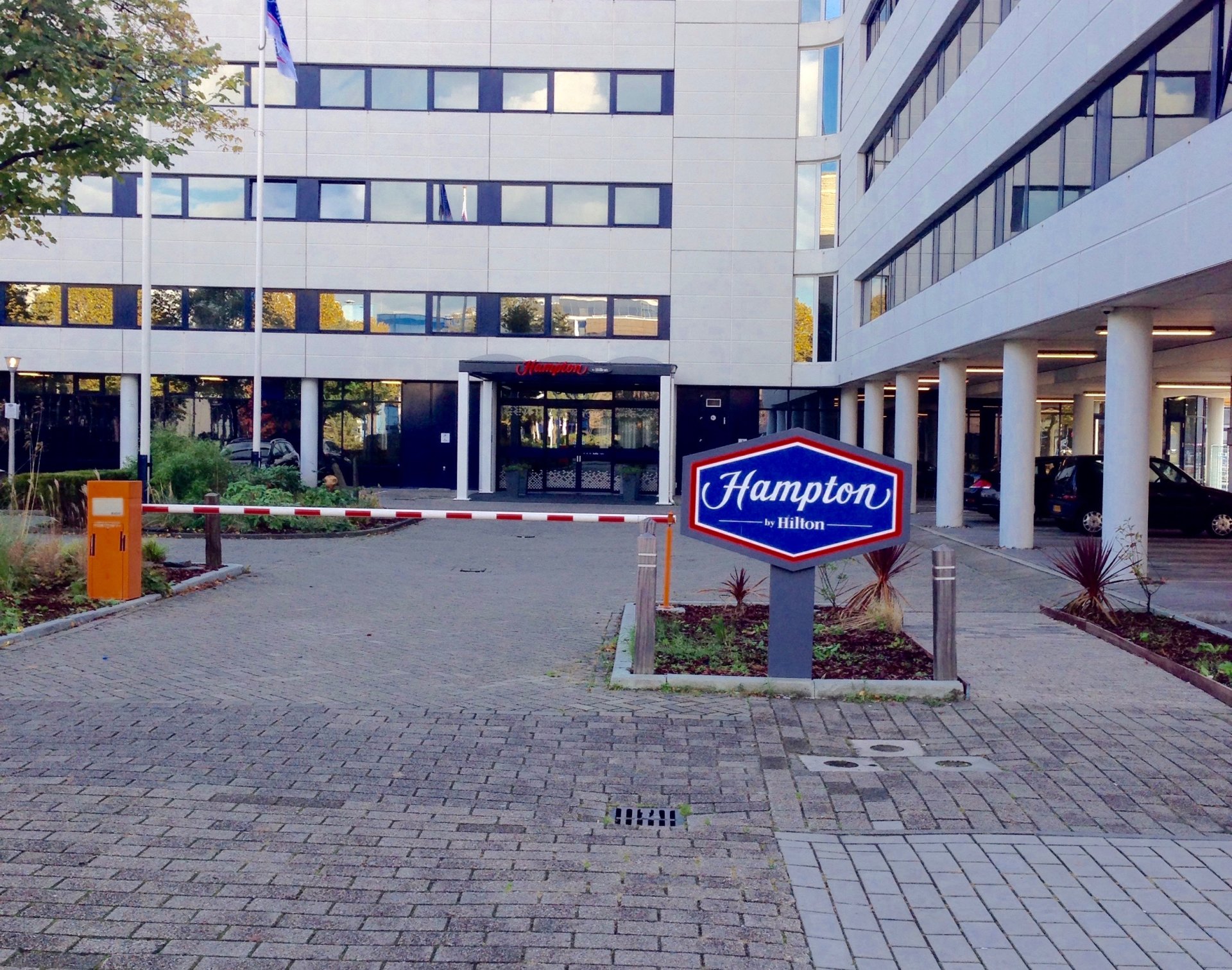 Hampton By Hilton Amsterdam Airport Schiphol Parkeren luchthavenschipholparkeren.nl