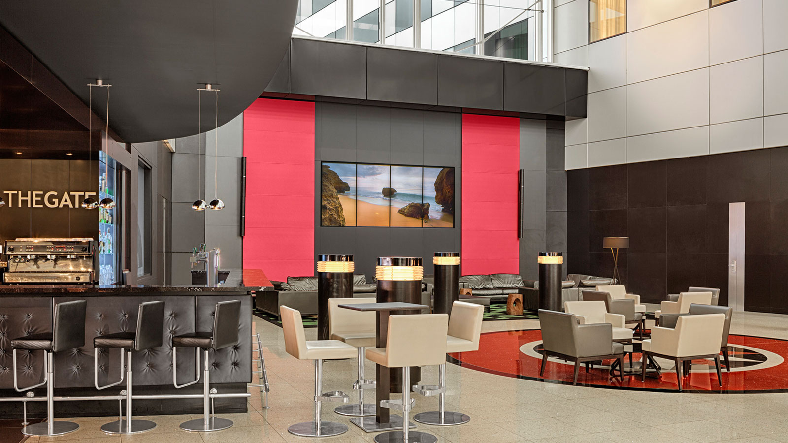 Sheraton Amsterdam Airport Hotel Lounge