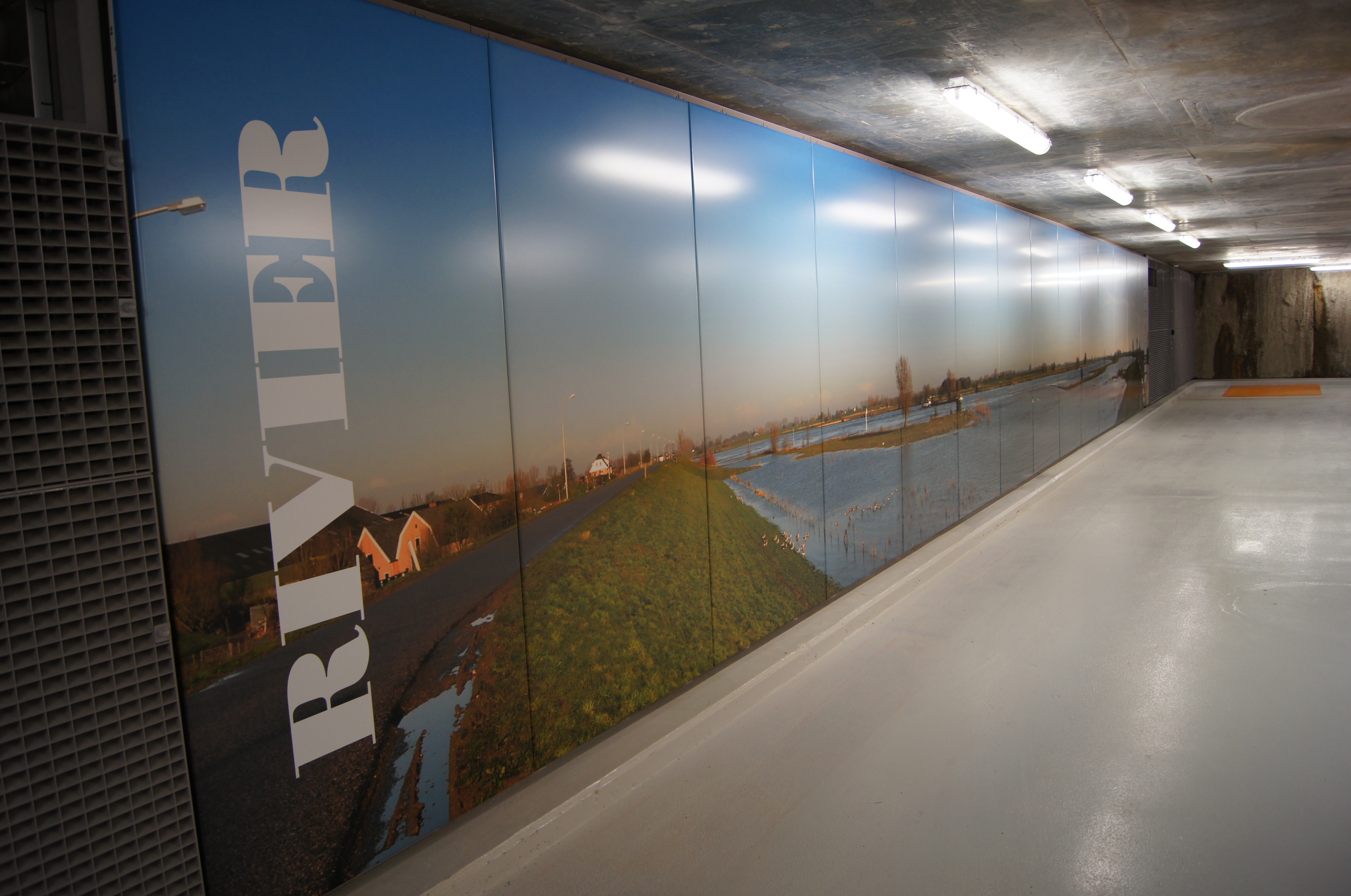 Inspiratie wanddecoratie muurdecoratie openbare ruimte parkeergarage duurzame panelen