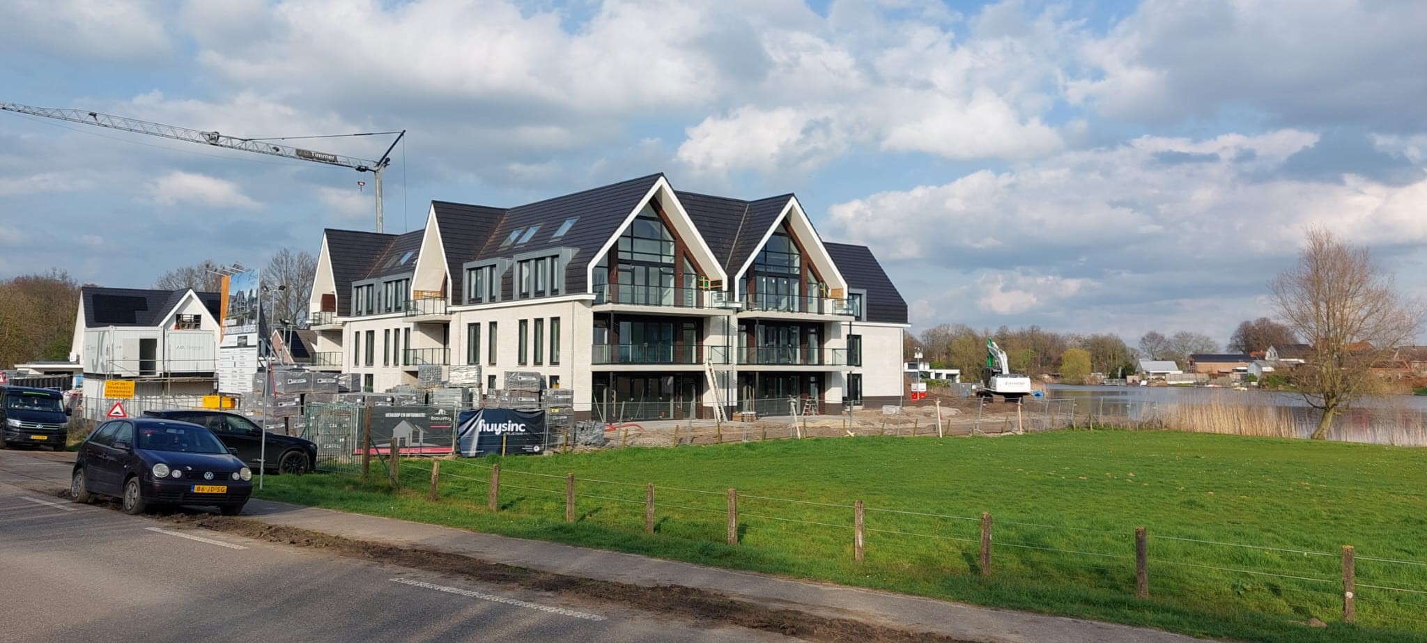 21 appartementen en 4 2^1 kap woningen Prinses Beatrixstraat Hedel (Bouwbedrijf J.G. Timmer)