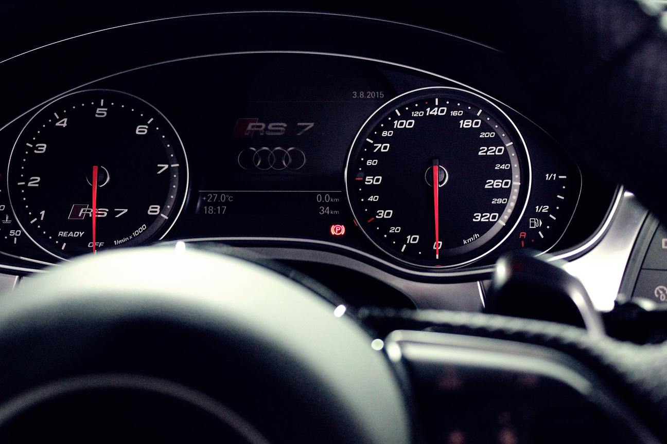 Warning icons on your dashboard: what do they mean?