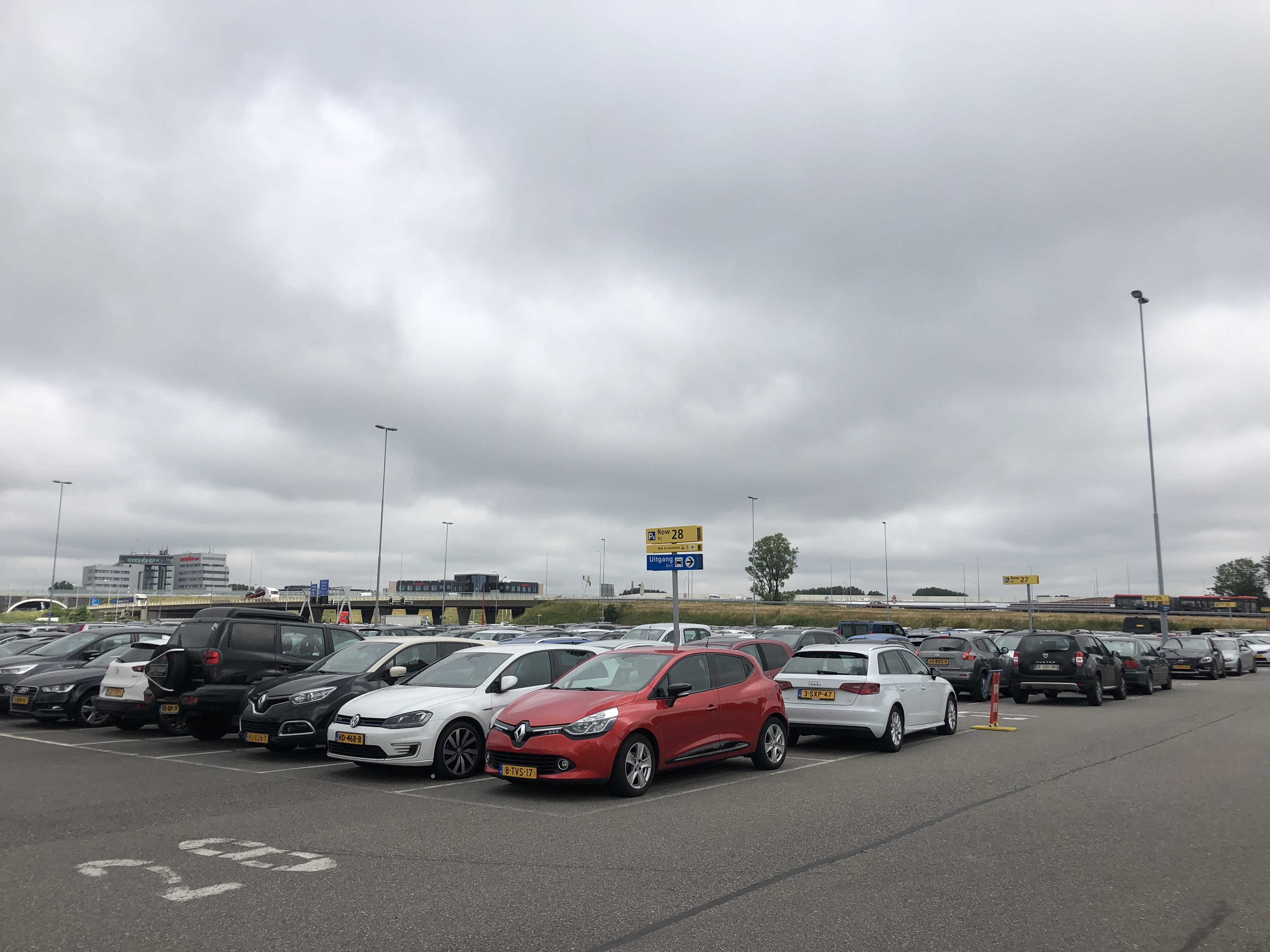 P4 Basic Parking Onoverdekt Parkeerterrein