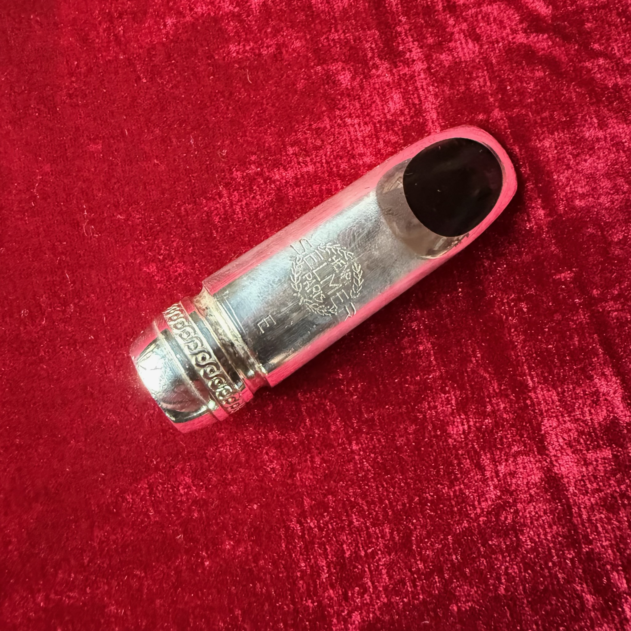 [S] Selmer Classic E