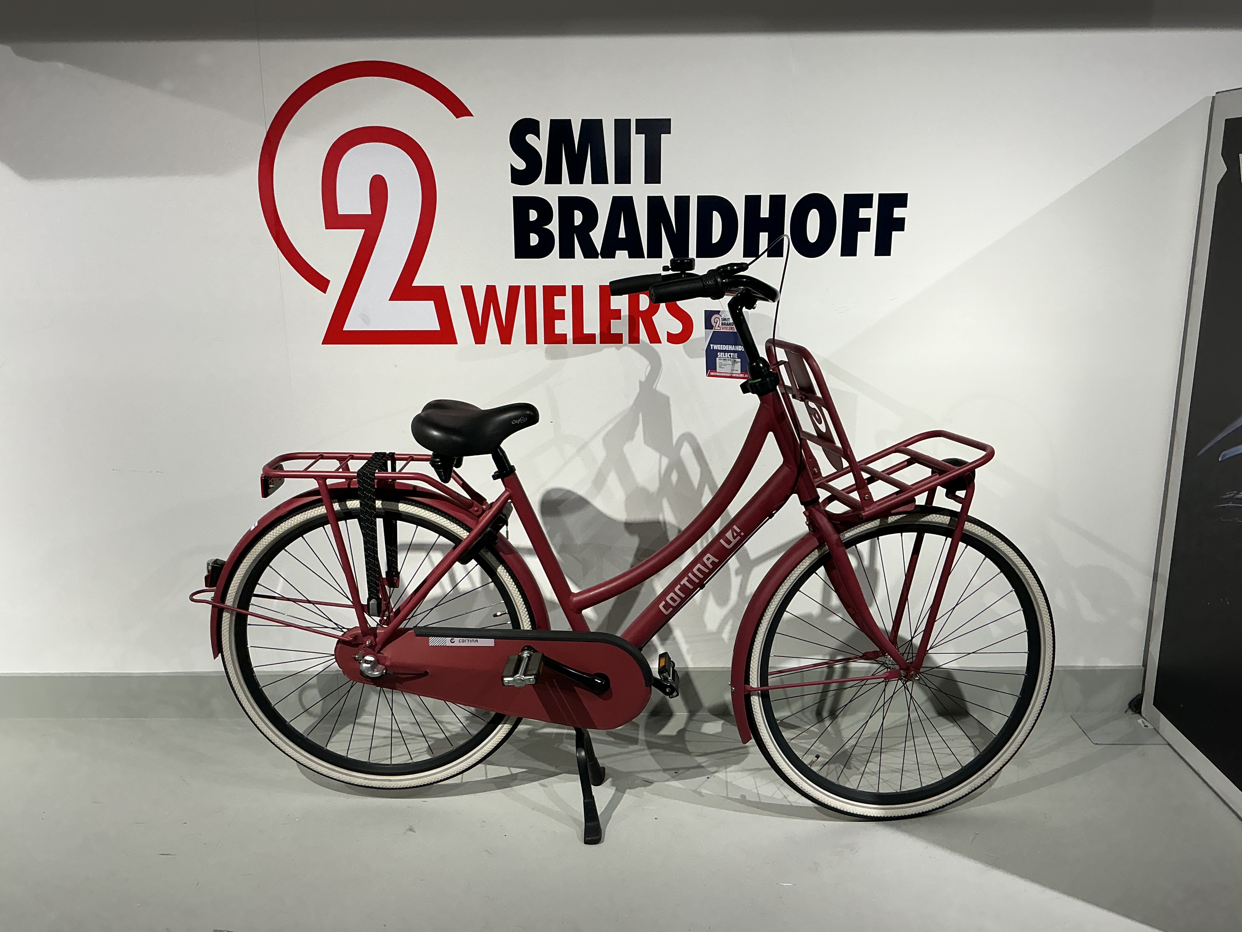 Cortina U4 D50 Raspberry Matt R3