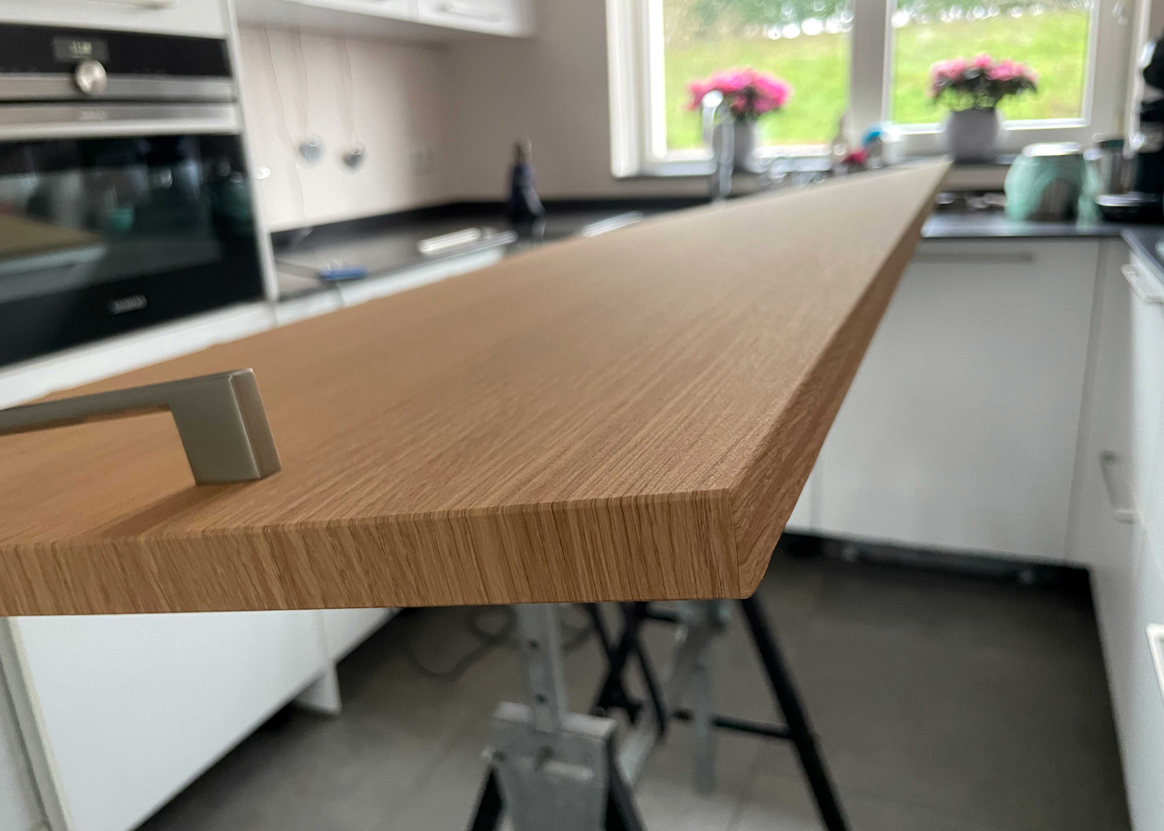 Nieuwe-Keuken-Look-Houtlook-Folie-Doet-het-Werk.jpg
